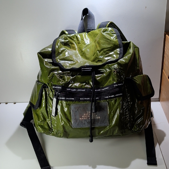 Marc Jacobs Glossy Olive Green Ripstop Backpack - Picture 4 of 6